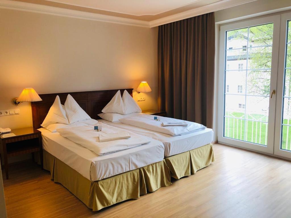 Schloss Kurhotel שטרובל מראה חיצוני תמונה